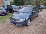 Skoda Octavia Combi DSG Xenon Navi 18" LED 2Hnd Sitzhz - Skoda Octavia Gebrauchtwagen in Saarbrücken