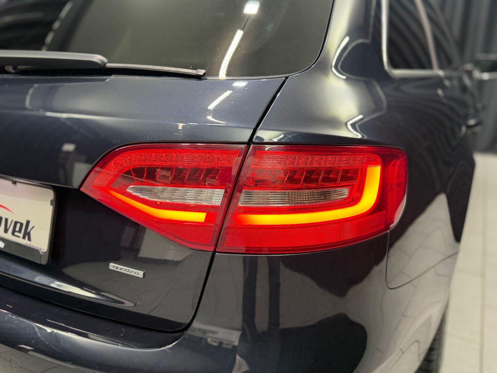 Fahrzeugabbildung Audi A4 Avant 3.0 TDI quattro|BANG&OLUFSEN|1.HAND