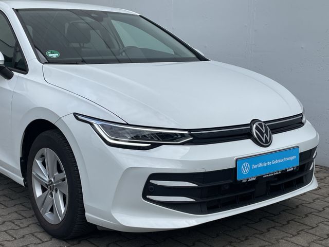 Golf VIII 1.5 eTSI DSG Life Kamera/ACC/App-Con.