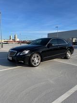 Mercedes-Benz E 350 AVANTGARDE AMG-Paket - Mercedes-Benz E 350 Gebrauchtwagen in Stuttgart