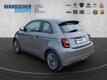 Fiat 500 e Icon KeyLess+Navi+SHZ+LM+SoundSys+SpurH