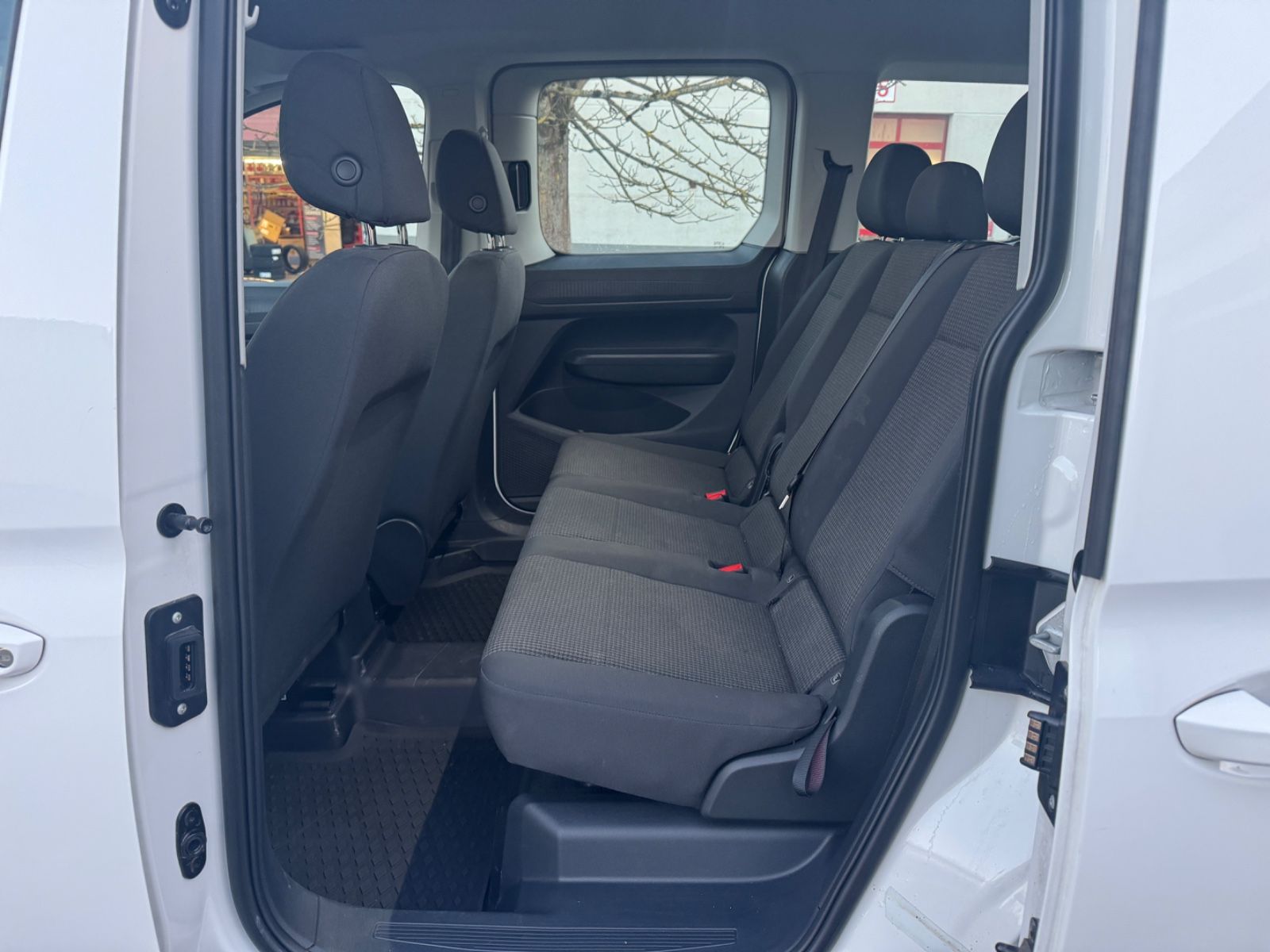 Fahrzeugabbildung Volkswagen Caddy 2.0TDI Apple Carplay ACC+Lane+Tempomat