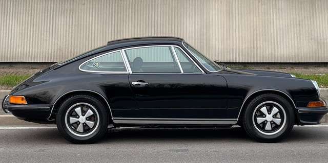 Porsche 911 2.4 S 1973 C07 targa FI nera matchin