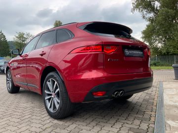 Jaguar F-Pace - 7