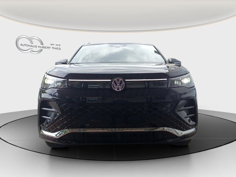 Fahrzeugabbildung Volkswagen Tiguan 1.5 TSI eHybrid R-Line DSG+  AHK+NAVI+MAT