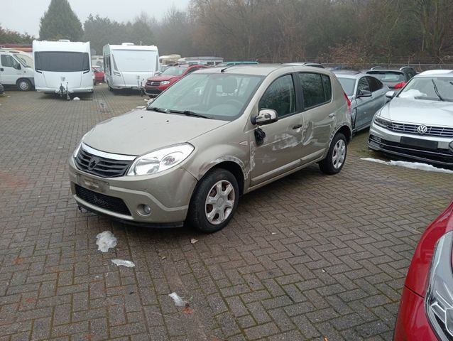 Dacia Sandero Laureate