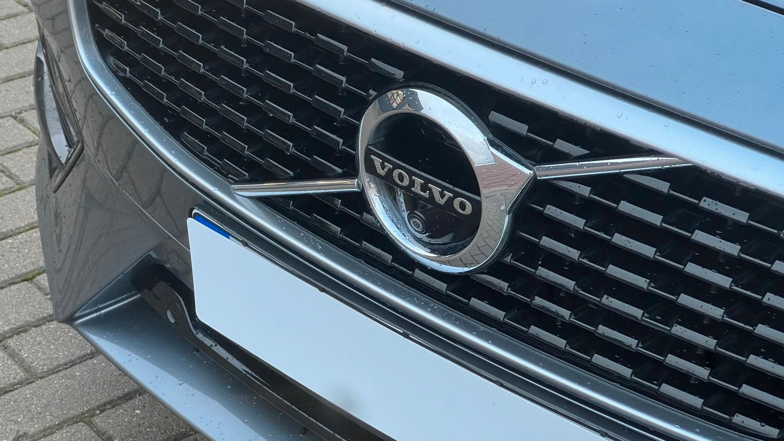 Fahrzeugabbildung Volvo S90*R-Design*T8*AWD*B&W*LUFT*MASS*20Zoll