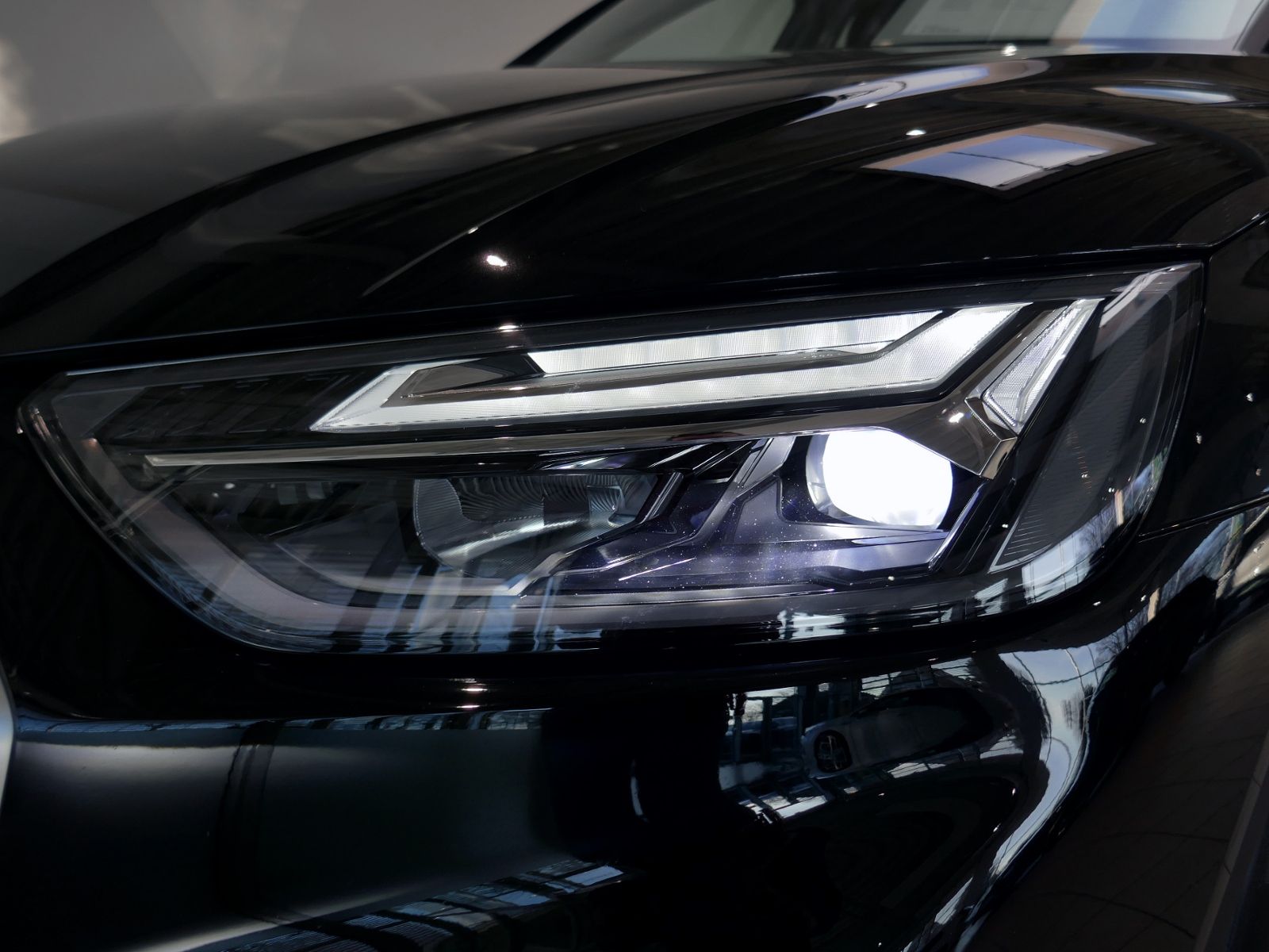Fahrzeugabbildung Audi Q5 40 TDI quattro S tronic | LED RFK Navi