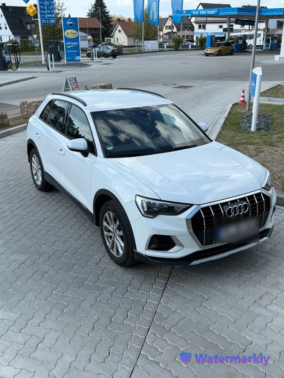 Image of Audi Q3