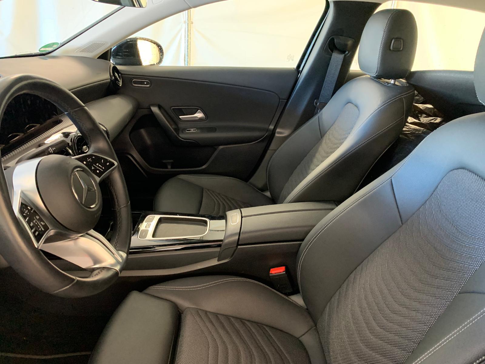 Mercedes-Benz A 250 e Facelift Widescreen Distr+ Kam AHK Leder
