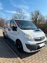 Opel Vivaro - gebrauchte Opel Vivaro aus dem Jahr 2010