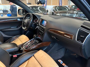Audi Q5 3.2 FSI quattro *Kamera*Klima*Xenon*Panorama*