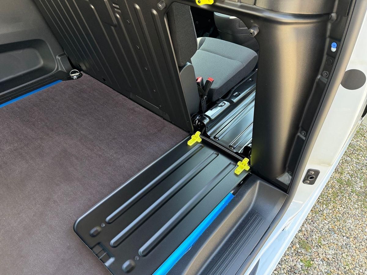 Fahrzeugabbildung Fiat Doblo XL Kastenwagen 130 MT
