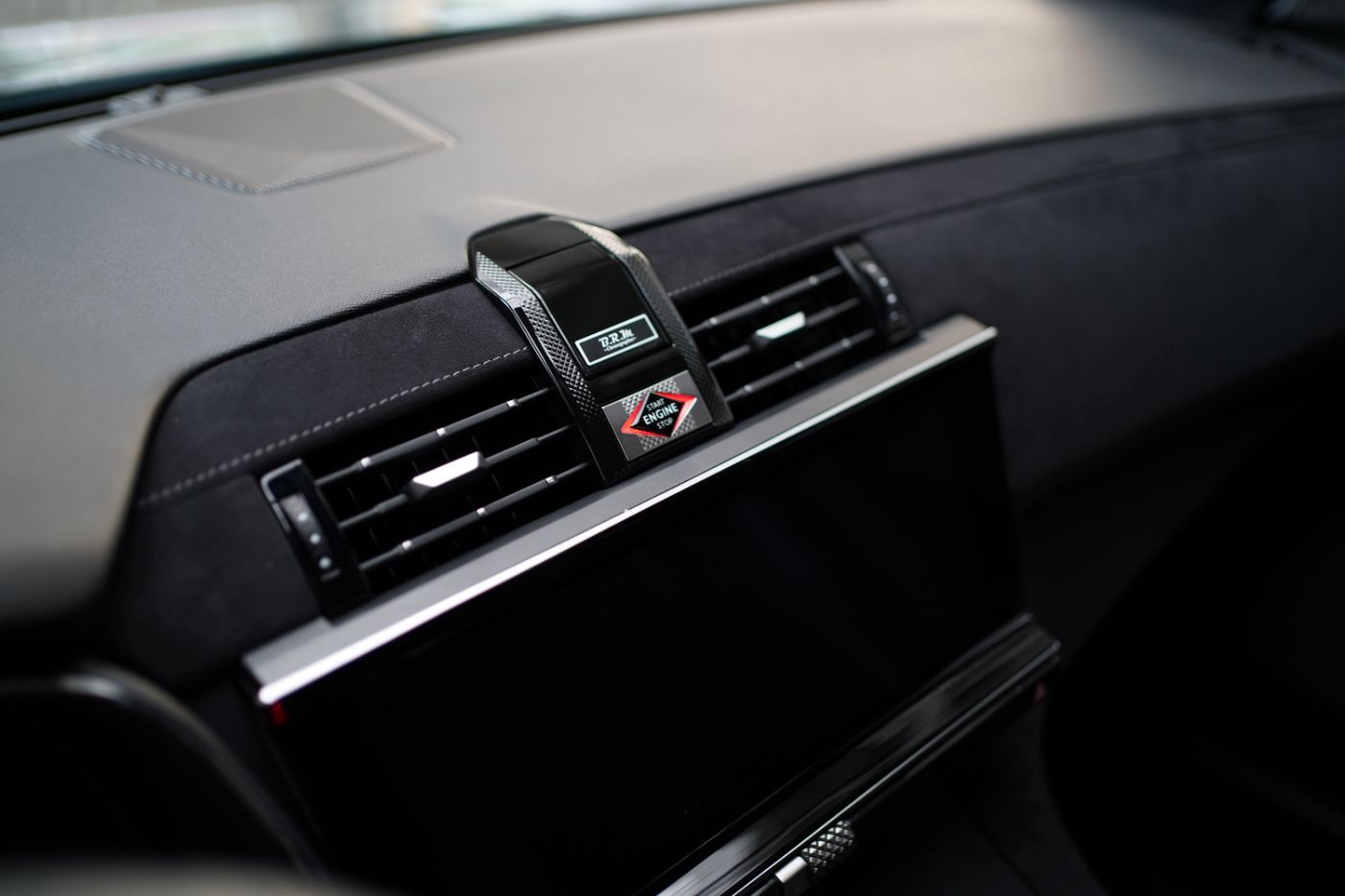 Fahrzeugabbildung DS Automobiles DS7 BlueHDi 130 EAT8 Performance Line+ Focal Nav