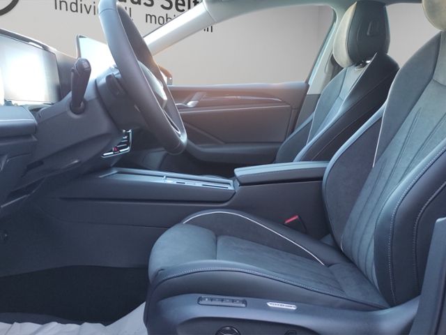Volkswagen Passat - Bild 10