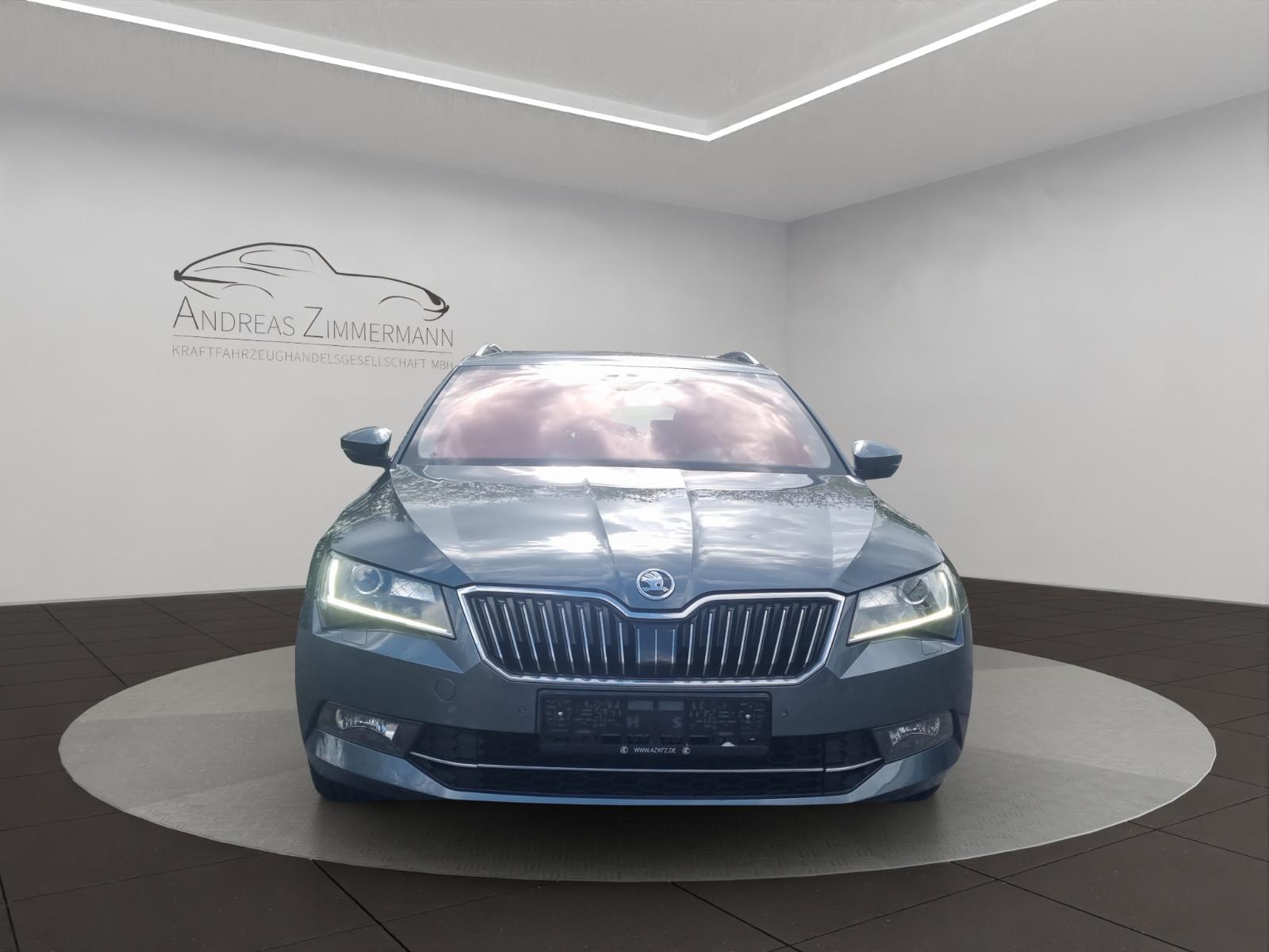 SKODA SUPERB COMBI 1.4 TSI 150ch STYLE BVM Toit ouvrant pano Sièges sport chauffants Historique présent - 1ERE MAIN