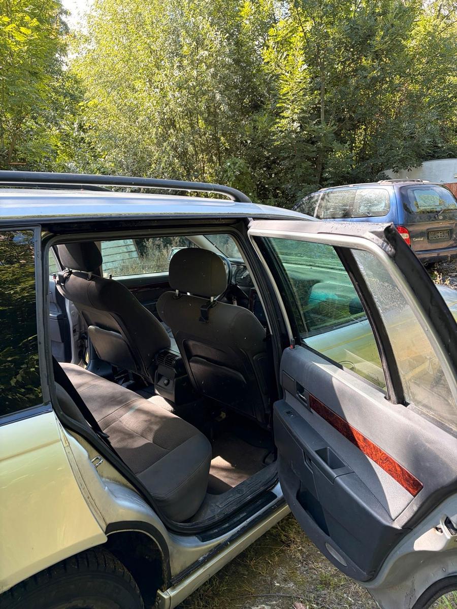 Opel Omega 2004 — photo 6