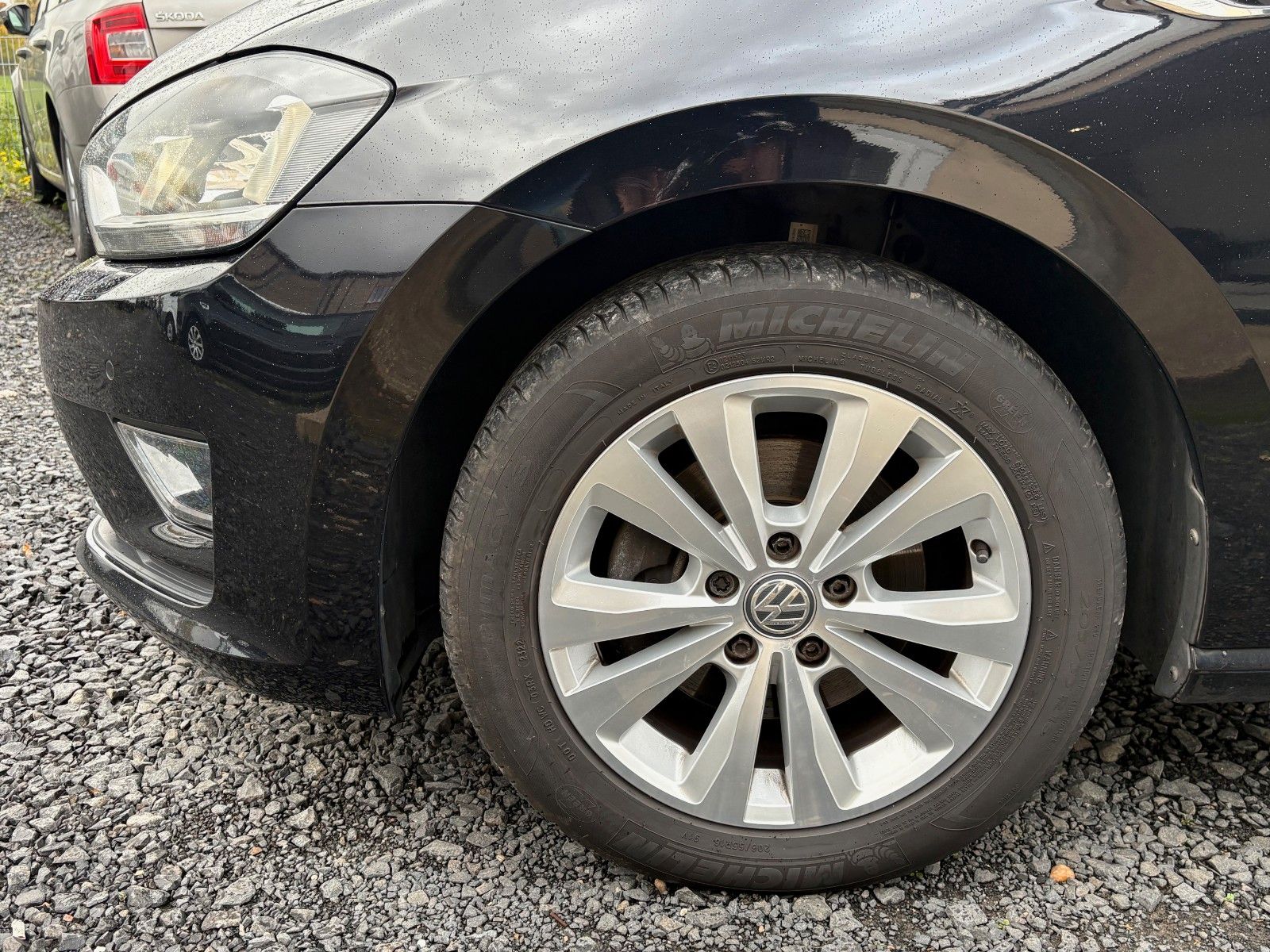 Fahrzeugabbildung Volkswagen Golf Sportsvan VII 1.6 TDI Xenon AHK LOUNGE 2.HD