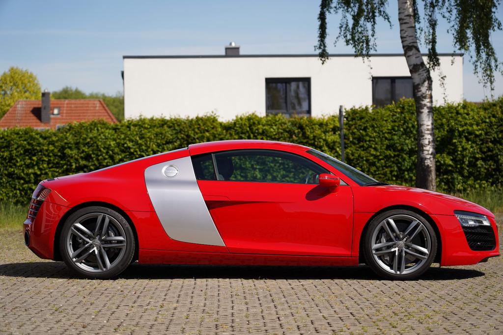 Audi R8