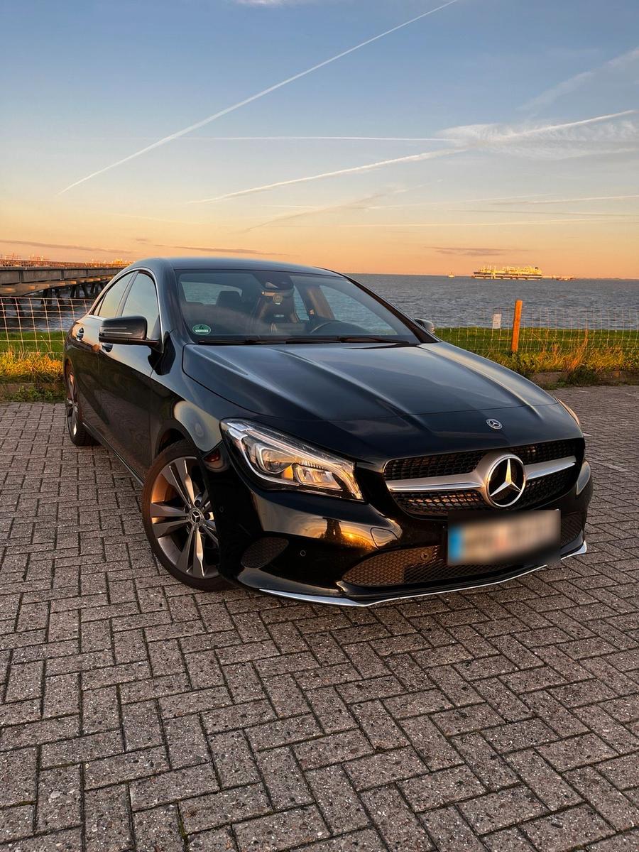 Mercedes-Benz CLA 200