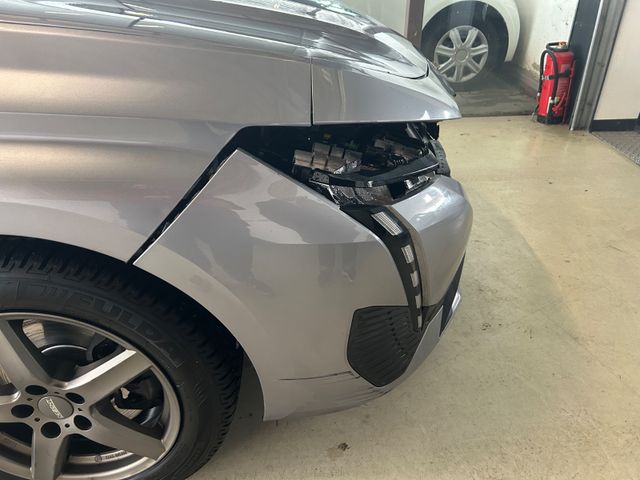 Fahrzeugabbildung Peugeot 308 SW Active Pack Automatikgetriebe