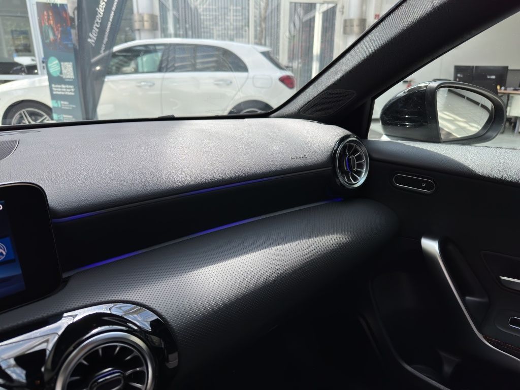 Fahrzeugabbildung Mercedes-Benz A 200 d AMG*Night*LED*SpurH*AUT*Kam.*PDC*ParkAss