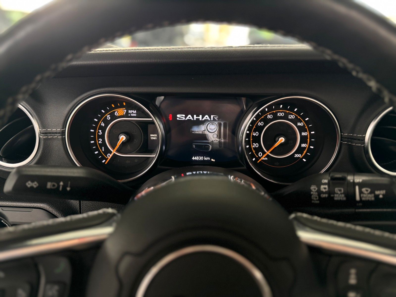 Fahrzeugabbildung Jeep Wrangler Unlimited 2.0 T-GDI Sahara "Di.-Sperre"