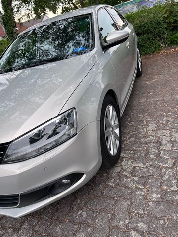 Volkswagen VW jetta 2012