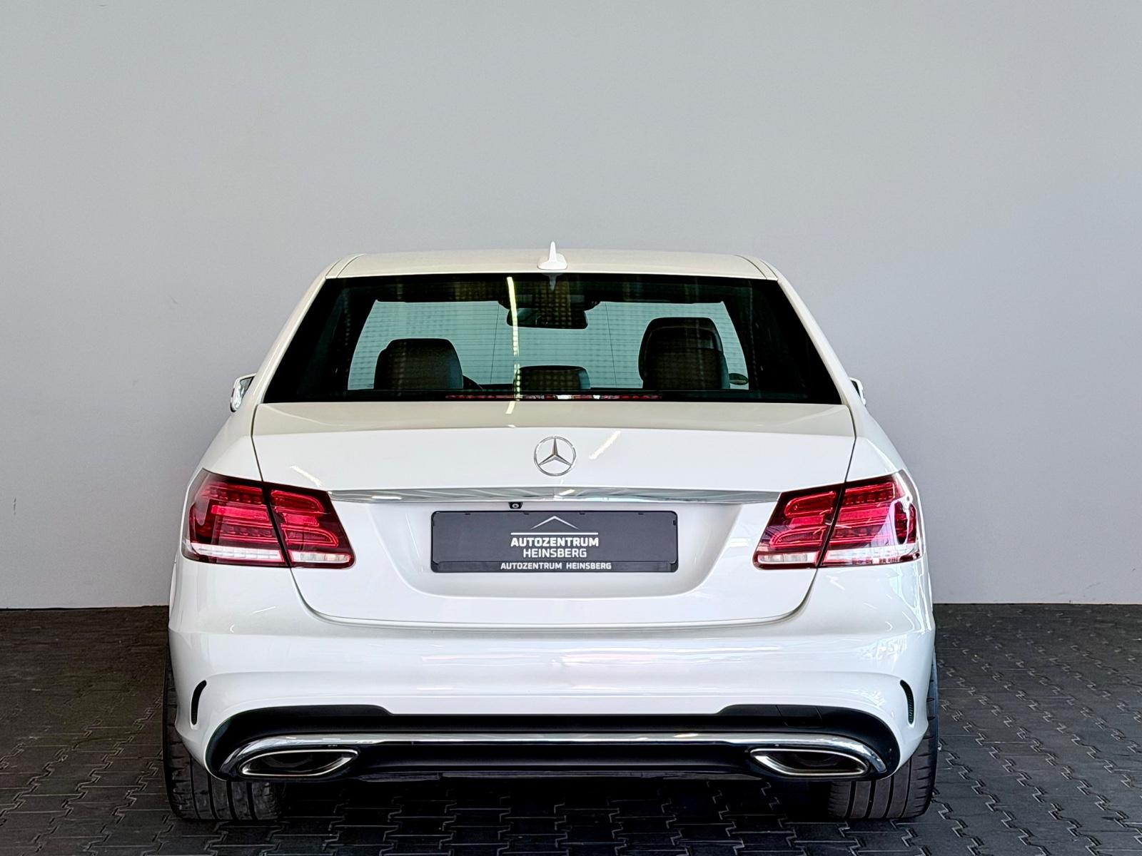 Mercedes-Benz E 400 AMG Line *ACC*Navi*SHZ*