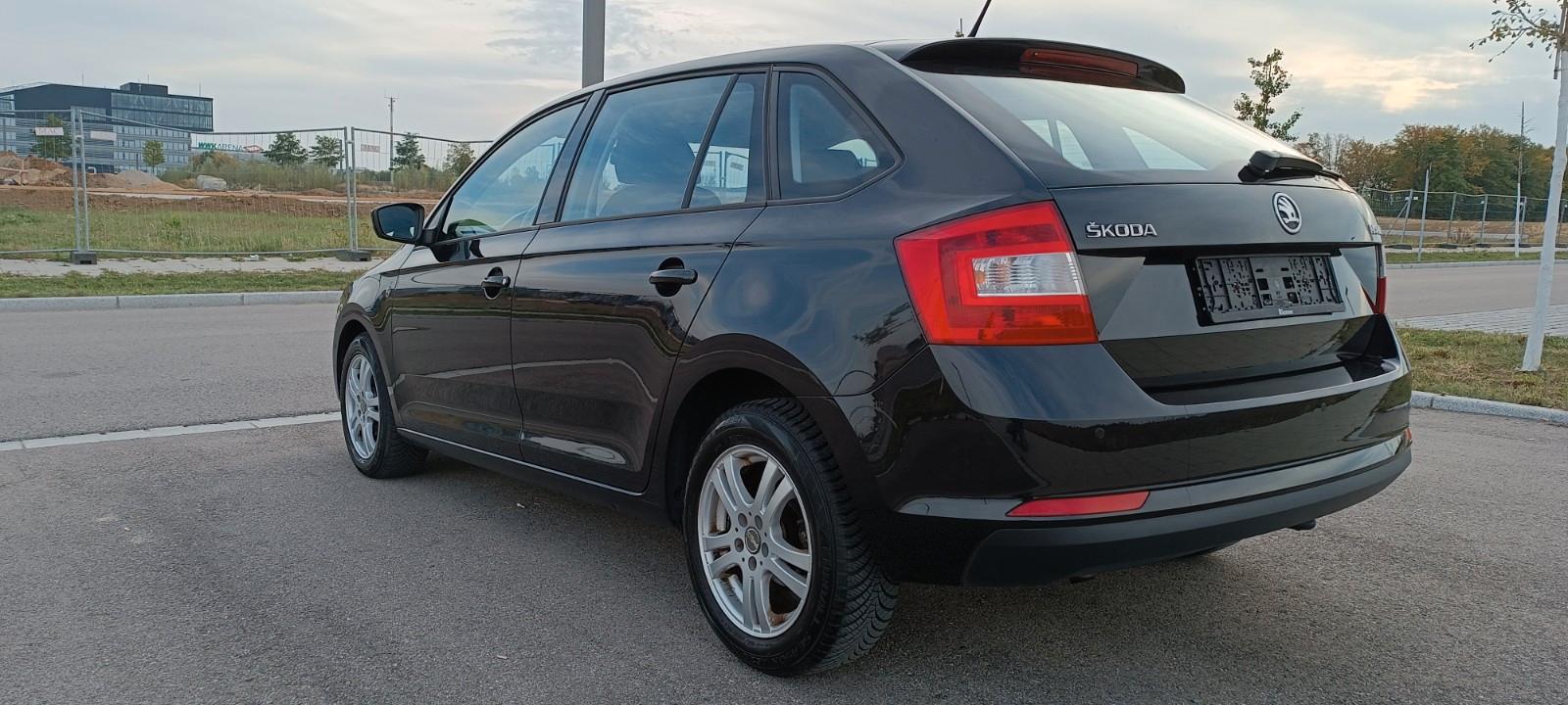 Skoda Rapid 2013 — interior