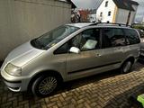 Volkswagen Sharan 1.8T Basis | AHK | Tempomat | 7 Sitzer  - gebrauchte VW Sharan aus dem Jahr 2000