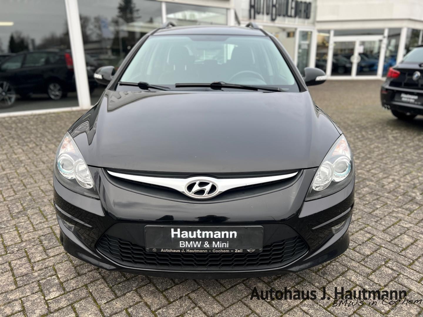 Hyundai i30 1.6 CRDi DPF +2.HAND+AHK+SHZ+KLIMA+