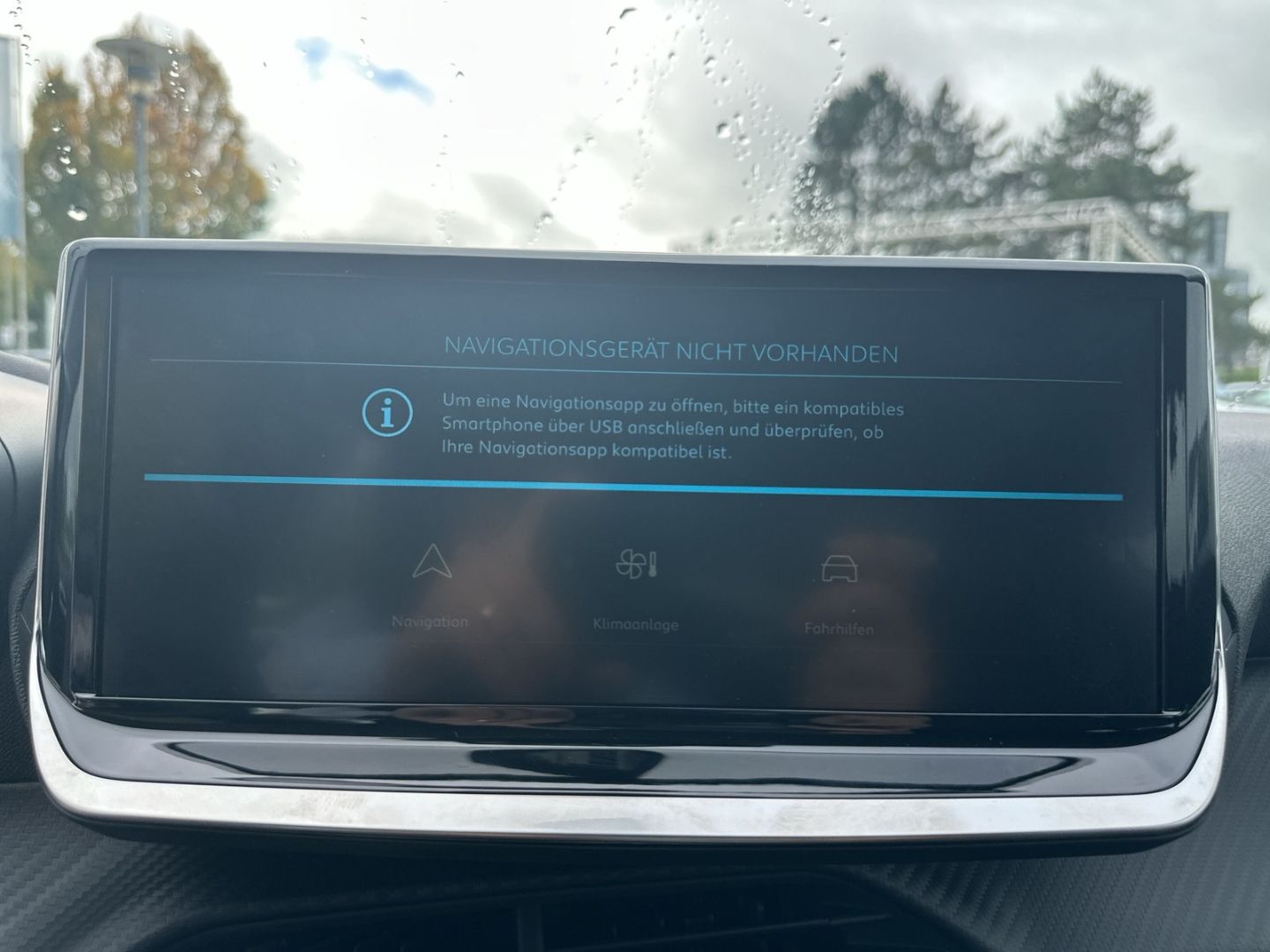 Fahrzeugabbildung Peugeot 208 Style Elektro 156 Navi LED Klimaautom SHZ