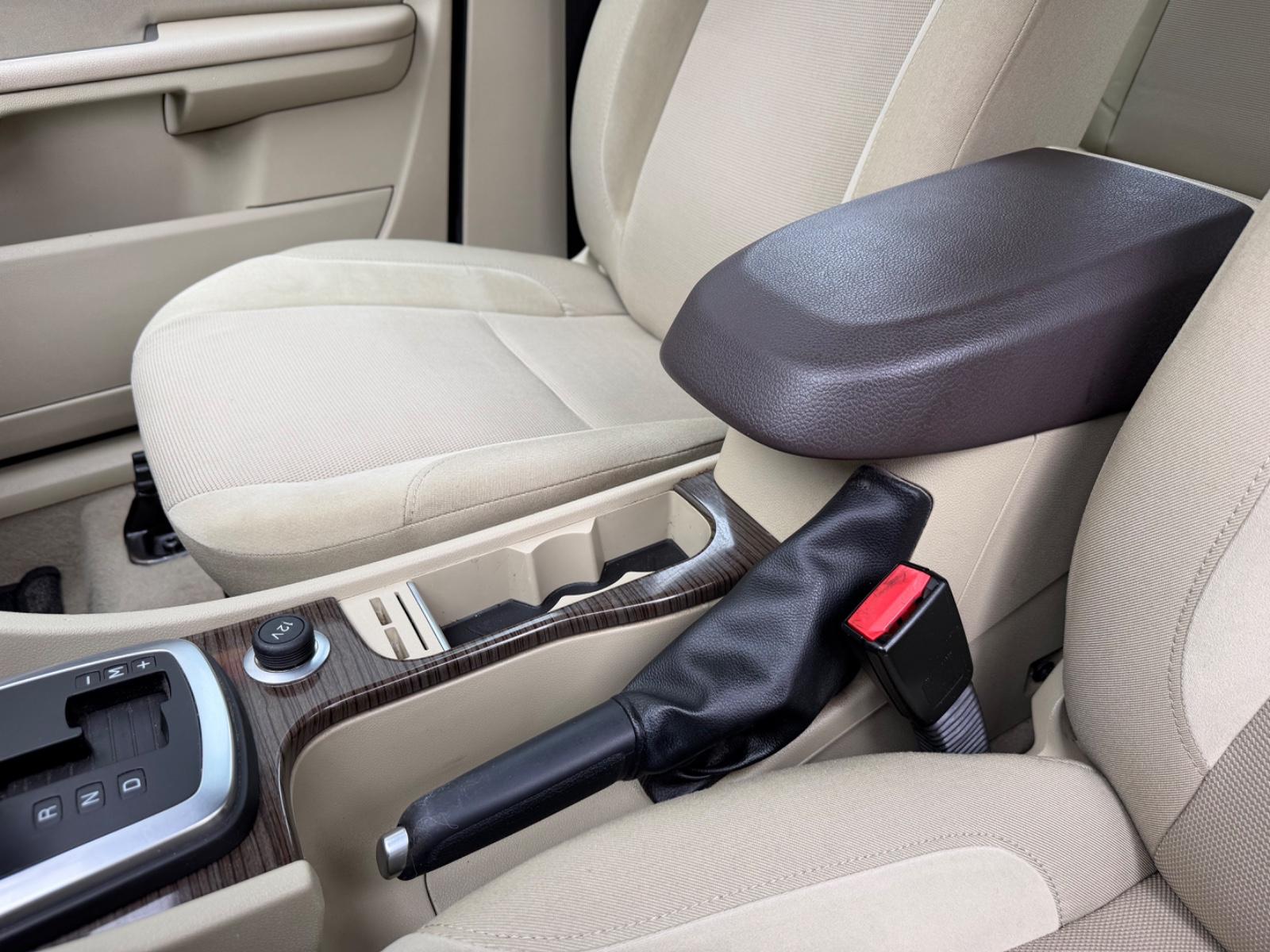 Ford Focus 2008 — photo 21