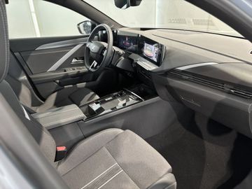 Fotografie 5 des Opel Astra 1.2 Turbo Hybrid 48 V GS