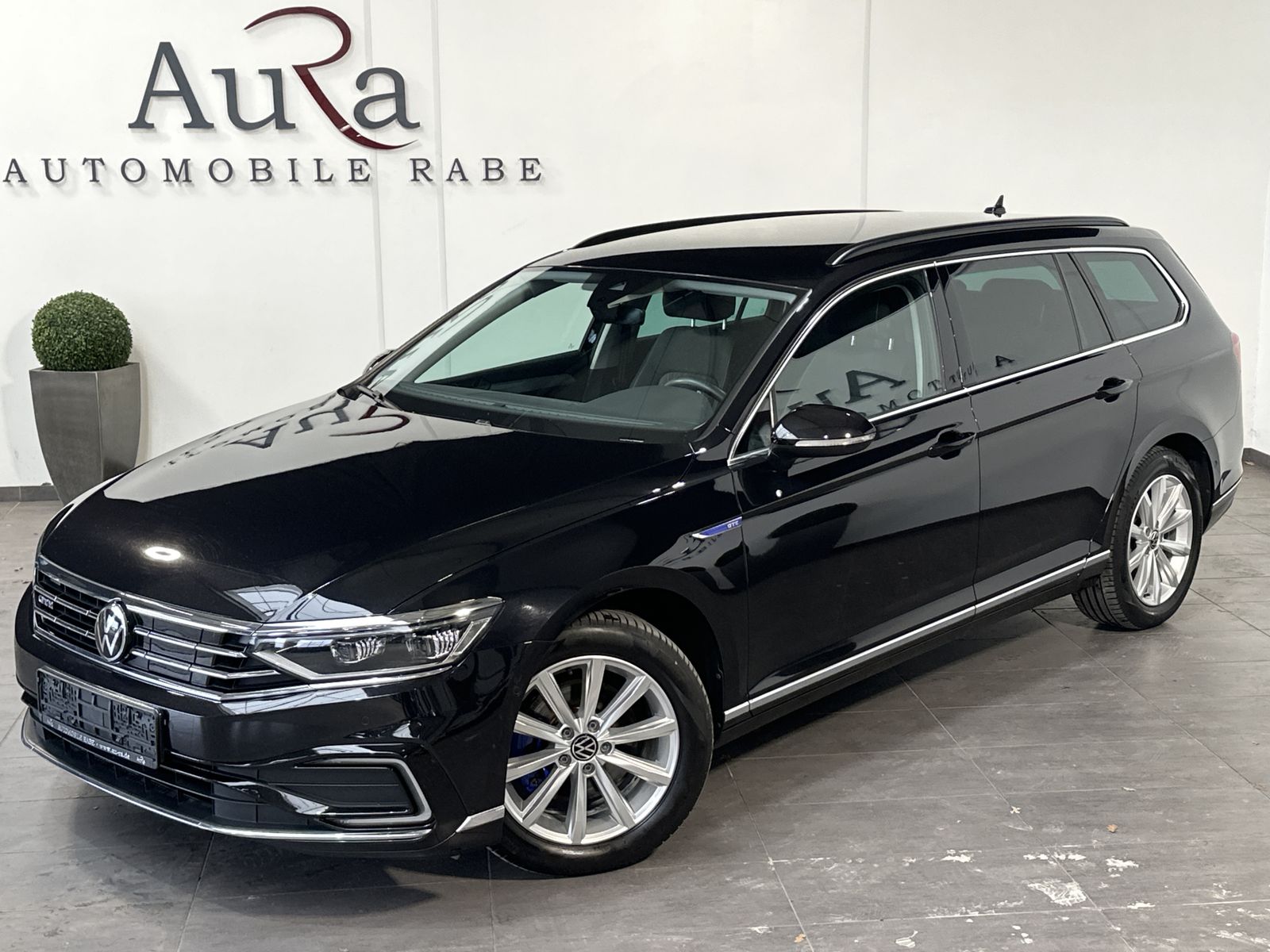Fahrzeugabbildung Volkswagen Passat GTE Hybrid NAV+LED+KAM+AHK+1HAND+17ZO+PP