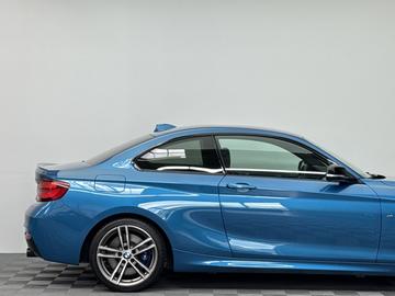 صورة مصغرة 35 لـ 2020 BMW M240I