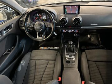 MYAUTOCENTER – Gebraucht- und Jahreswagen mit Werkstattservice in Pfaffenhofen Audi A3 Sportback sport *1. Hand*Klima*Navi*Xenon*BT*