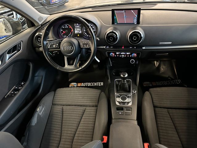 MYAUTOCENTER – Gebraucht- und Jahreswagen mit Werkstattservice in Pfaffenhofen Audi A3 Sportback sport *1. Hand*Klima*Navi*Xenon*BT*