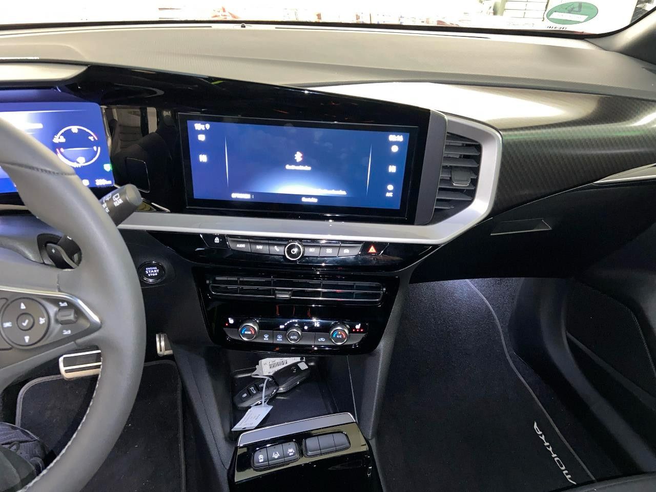 Fahrzeugabbildung Opel Mokka Ultimate Automatik/Navi/Massagesitz!