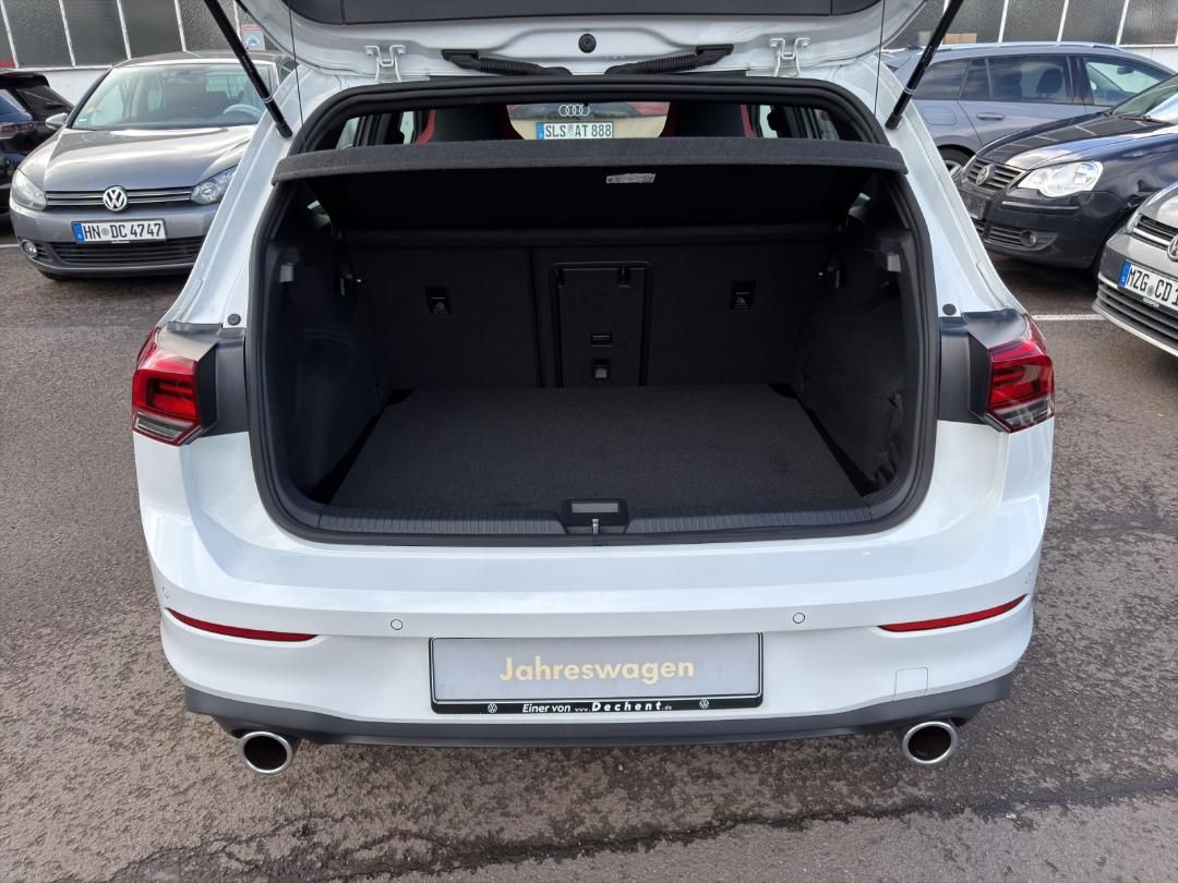 Fahrzeugabbildung Volkswagen Golf GTI VIII 2.0 TSI DSG,RF-Kamera,Navi,SH,Keyl