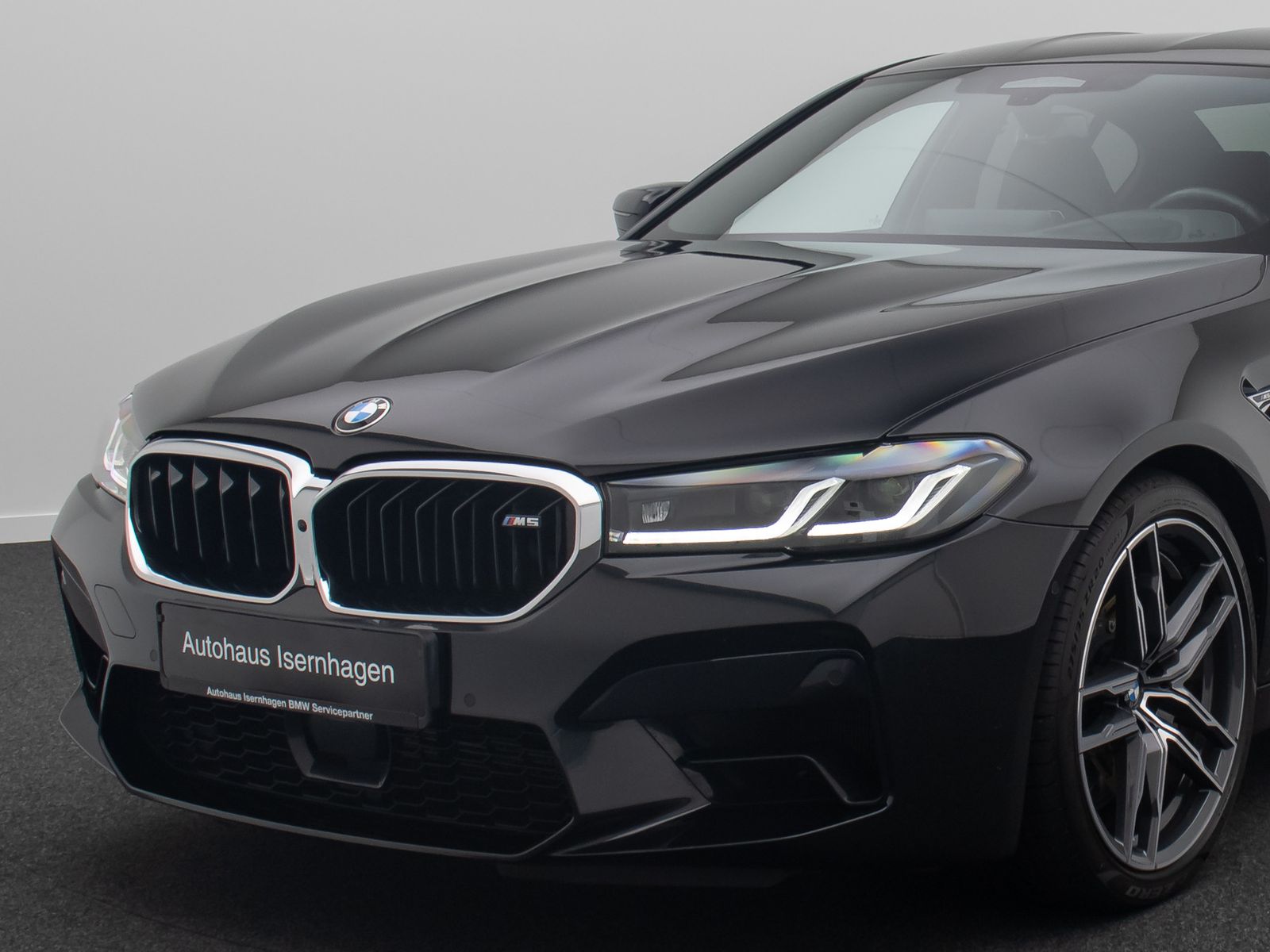 Fahrzeugabbildung BMW M5 xD M Driver´s 360°DAB Belüftung MCarbKeramik