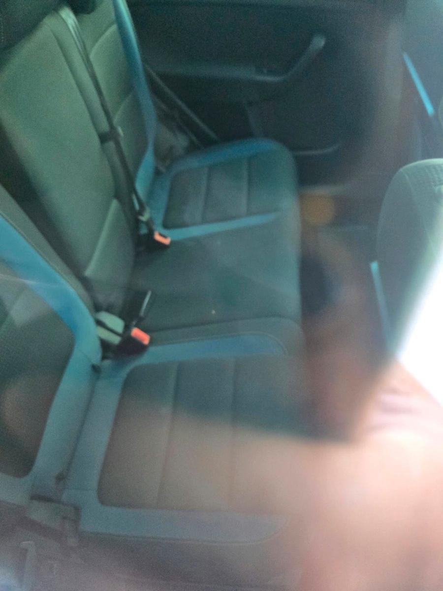 Volkswagen Golf 2010 — photo 10