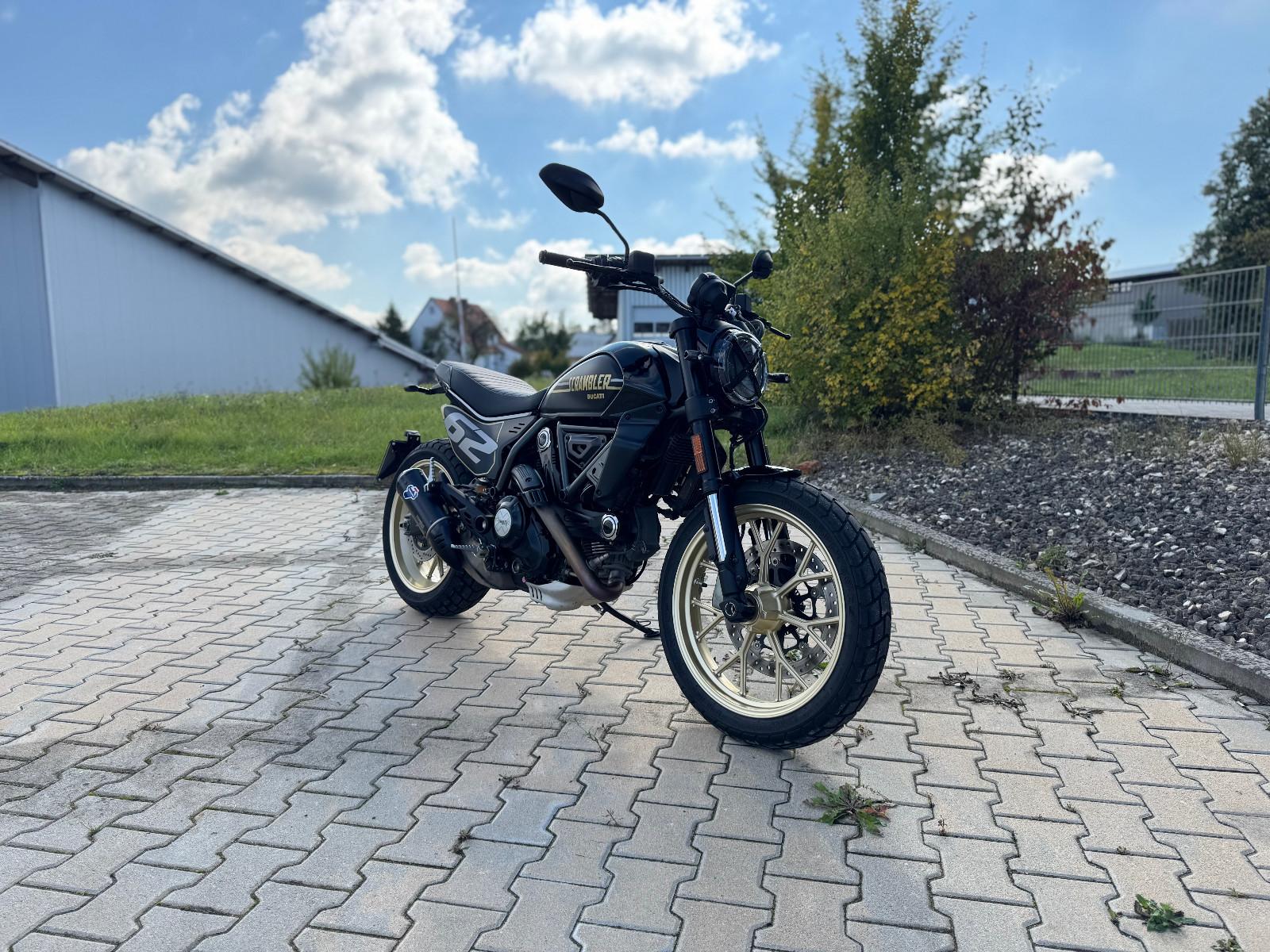 Ducati Scrambler Full Throttle 2025