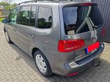 Volkswagen Touran 2.0 TDI DSG MATCH BlueMotion Technolo... - Volkswagen Touran in Bochum