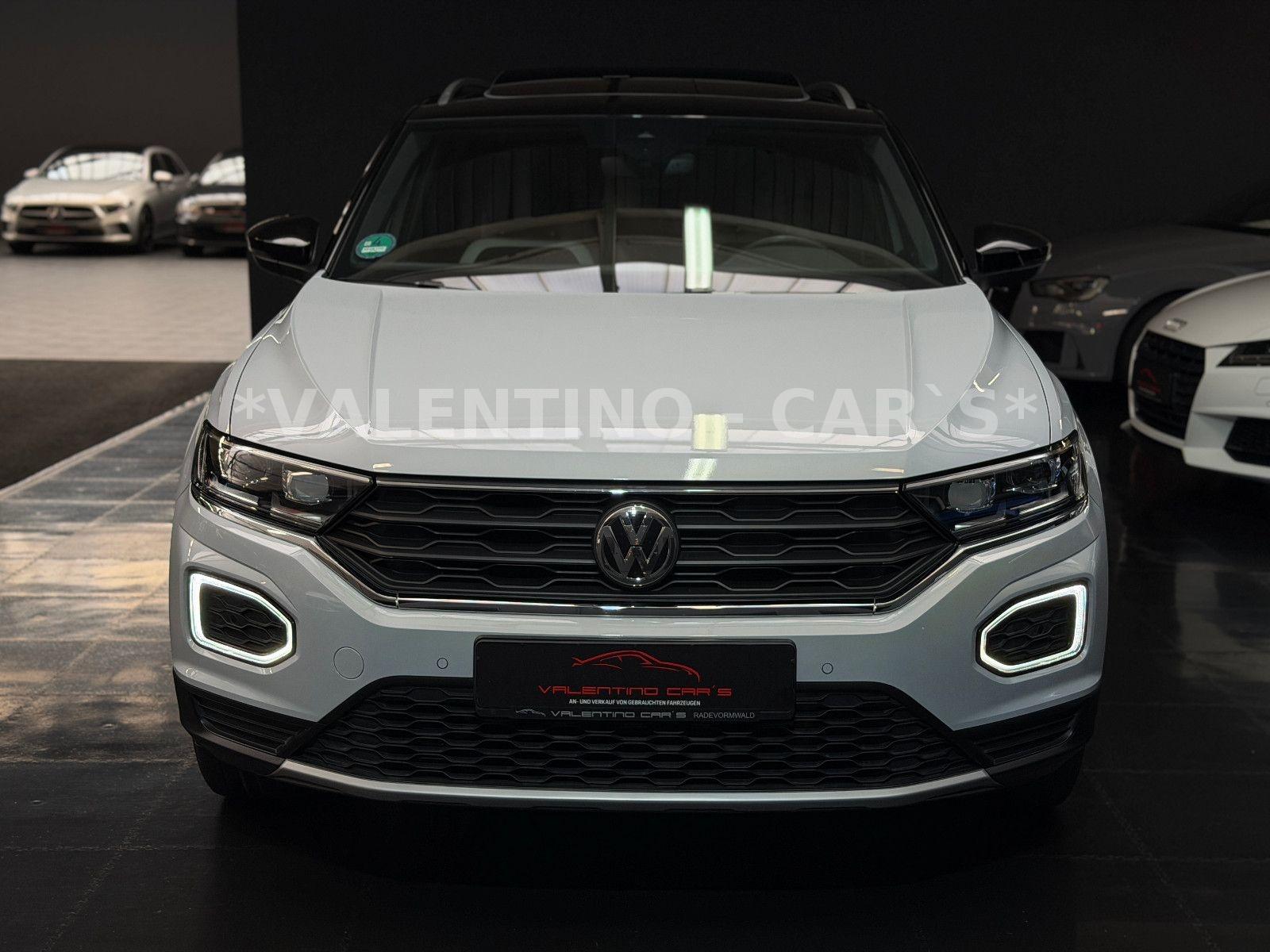 Volkswagen T-Roc Sport 4M/Standh/Pano/AHK/Virtu/Assis/Beats