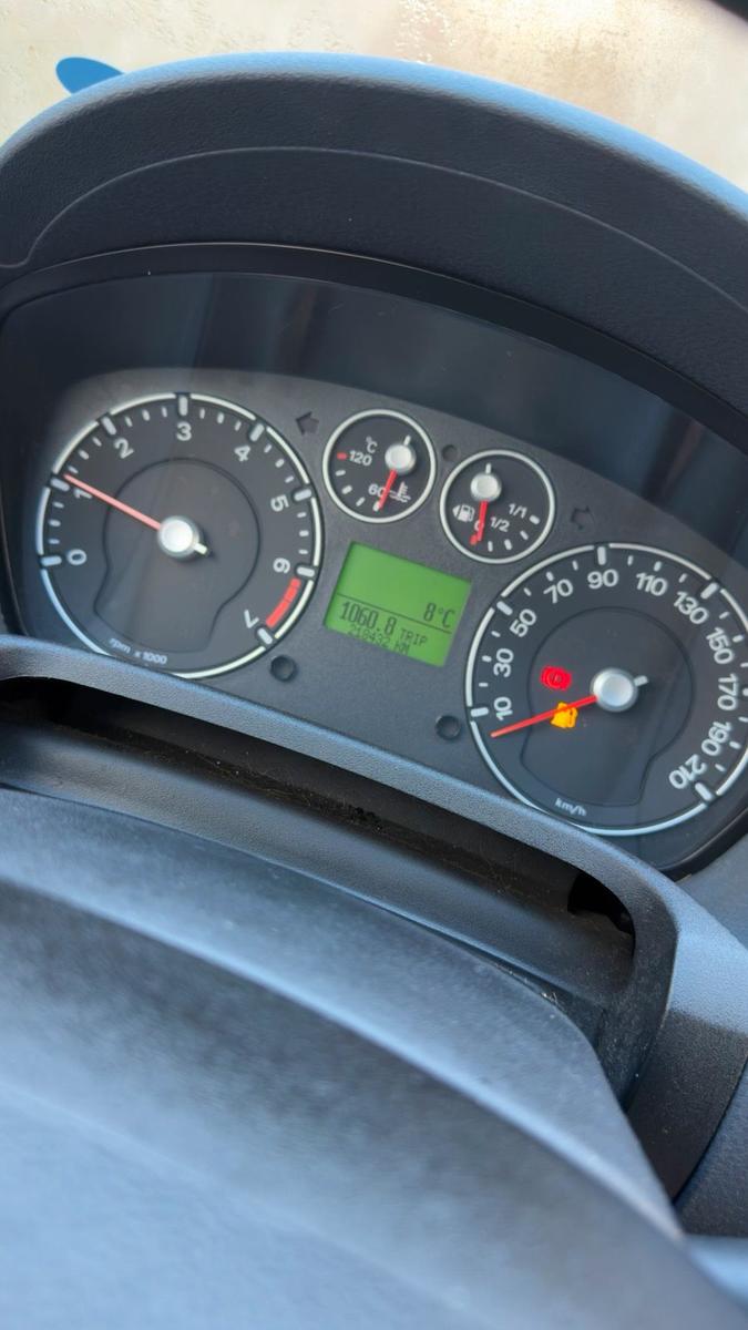 Ford Fiesta 2006 — photo 8