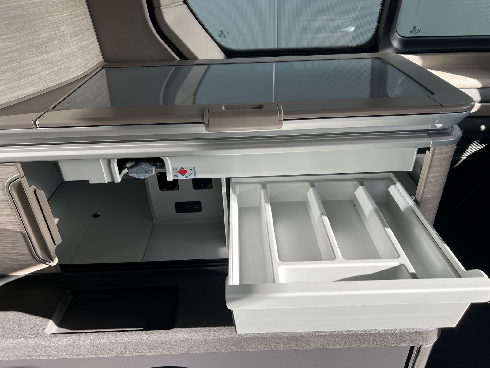 Fahrzeugabbildung Volkswagen California Ocean 2.0 TDI DSG *AHK, IQ.Light, Mar