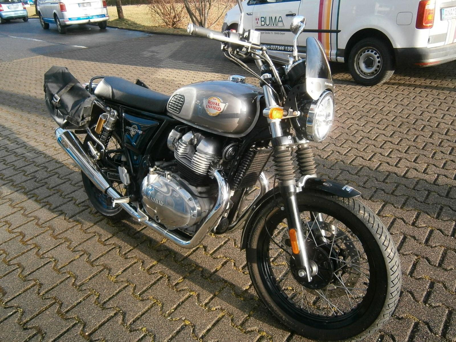 Royal Enfield Interceptor 650