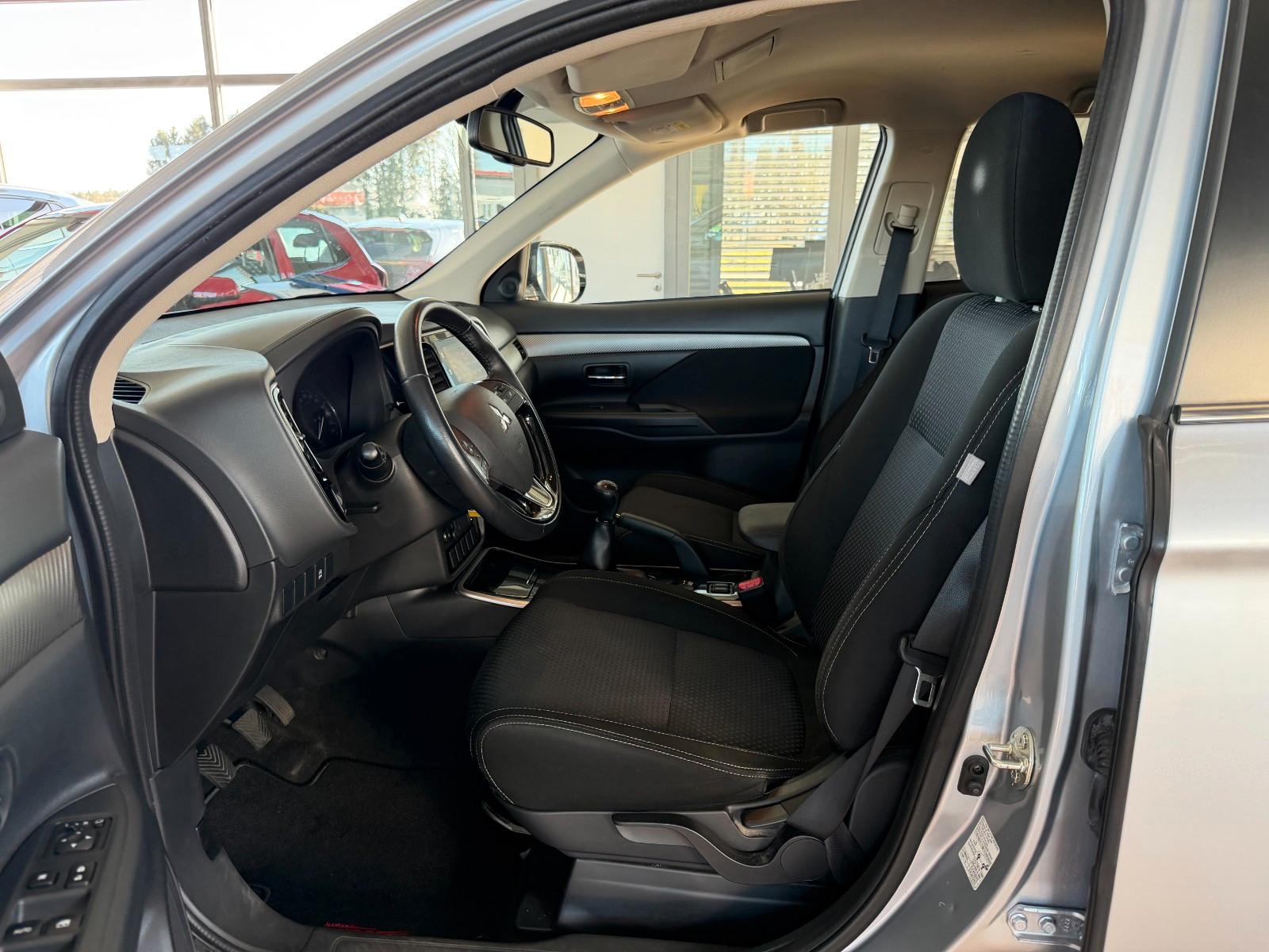 Mitsubishi Outlander Edition 100 2.0 MIVEC ClearTec 2WD 5-G